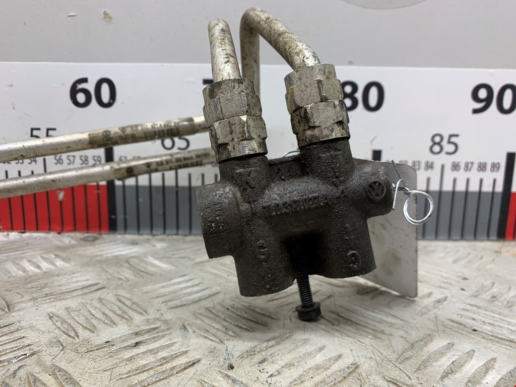 Термостат VOLKSWAGEN Touareg 2002-2010