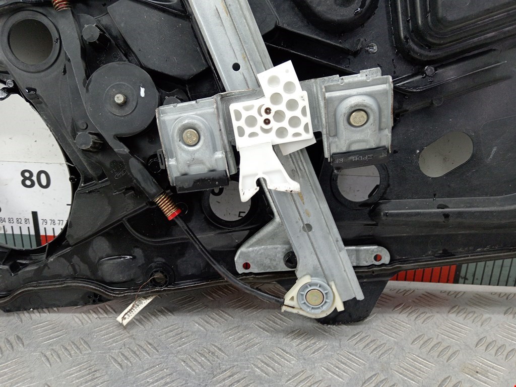 Стеклоподъемник передний правый FORD Fusion 2002-2012