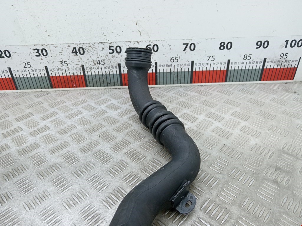 Патрубок интеркулера NISSAN Primera P12 2002-2008