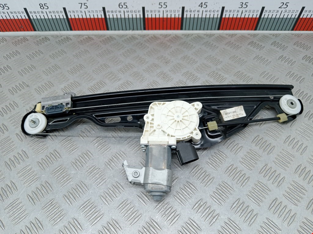 Стеклоподъемник задний правый BMW 5er 5 серия E60/E61 2003-2010