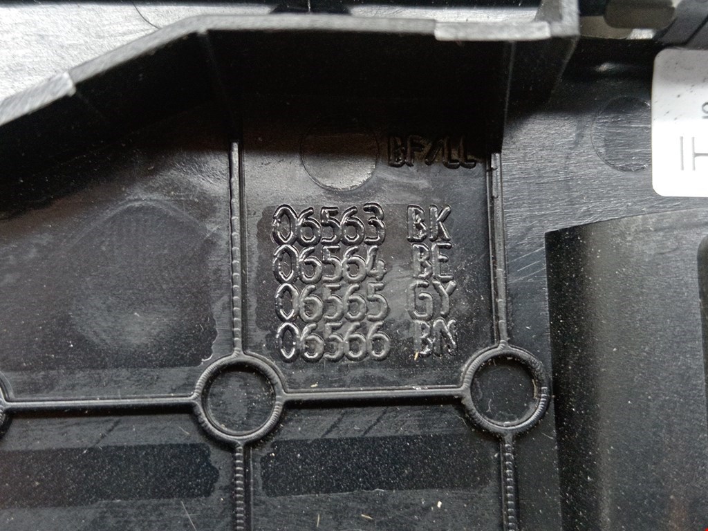 Кнопка стеклоподъемника BMW 5er 5 серия E60/E61 2003-2010