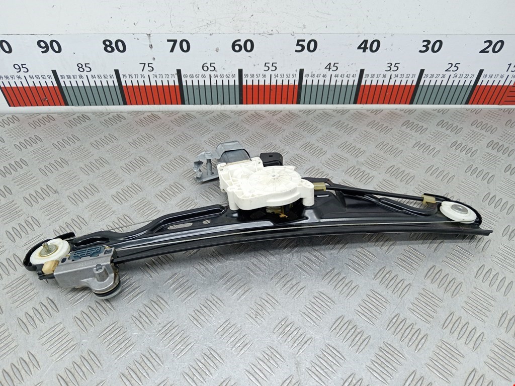 Стеклоподъемник задний левый BMW 5er 5 серия E60/E61 2003-2010