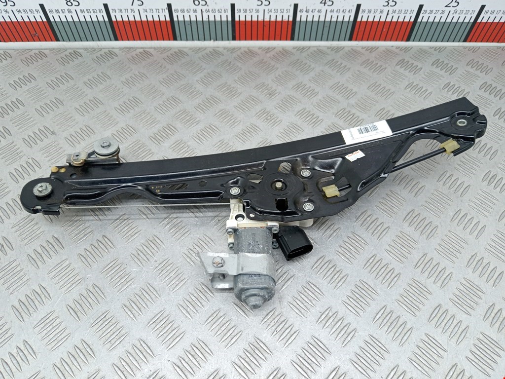 Стеклоподъемник задний левый BMW 5er 5 серия E60/E61 2003-2010