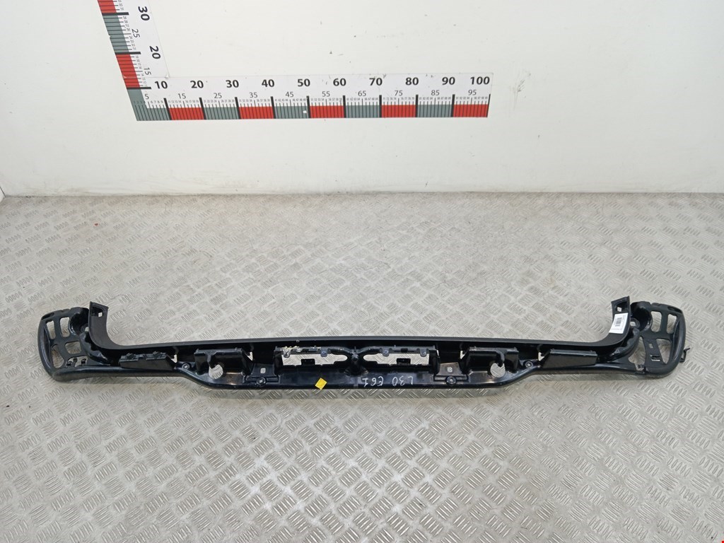 Кронштейн заднего бампера центральный BMW 5er 5 серия E60/E61 2003-2010