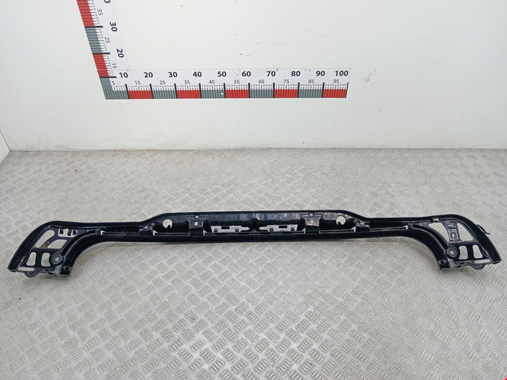 Кронштейн заднего бампера центральный BMW 5er 5 серия E60/E61 2003-2010