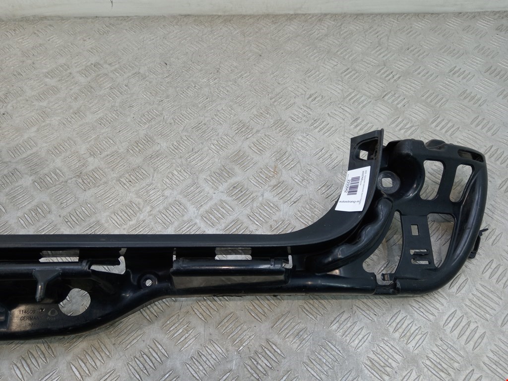 Кронштейн заднего бампера центральный BMW 5er 5 серия E60/E61 2003-2010