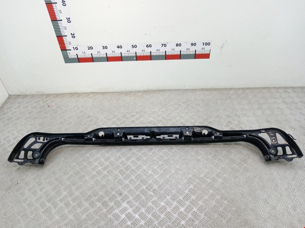 Кронштейн заднего бампера центральный BMW 5er 5 серия E60/E61 2003-2010