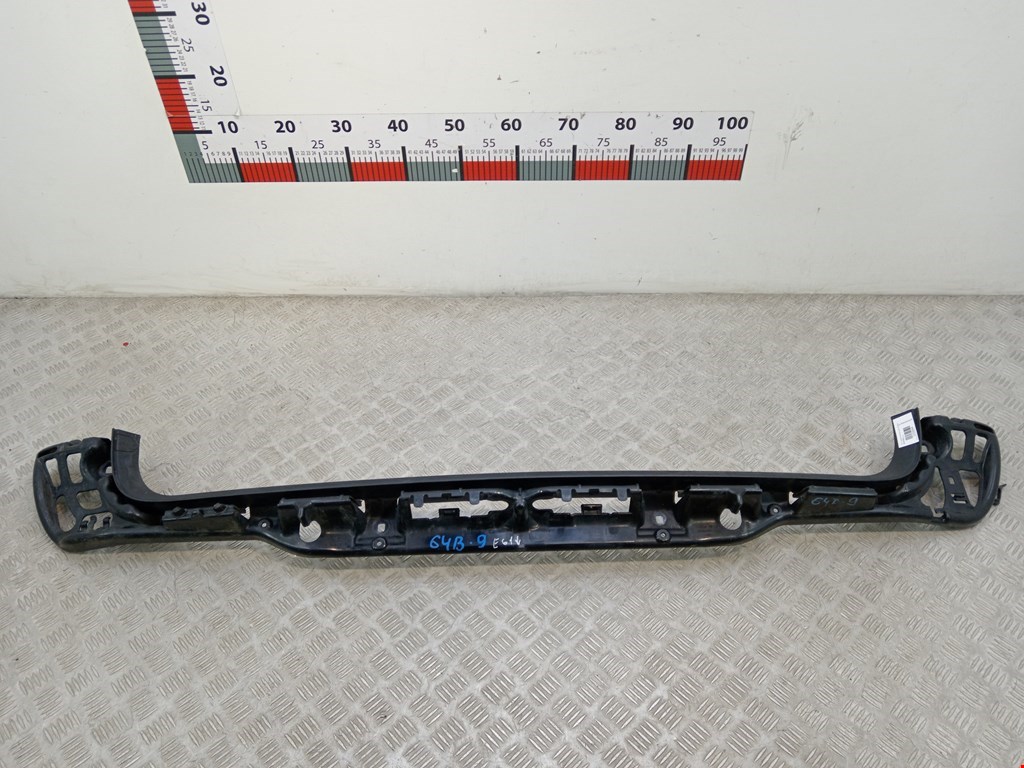 Кронштейн заднего бампера центральный BMW 5er 5 серия E60/E61 2003-2010