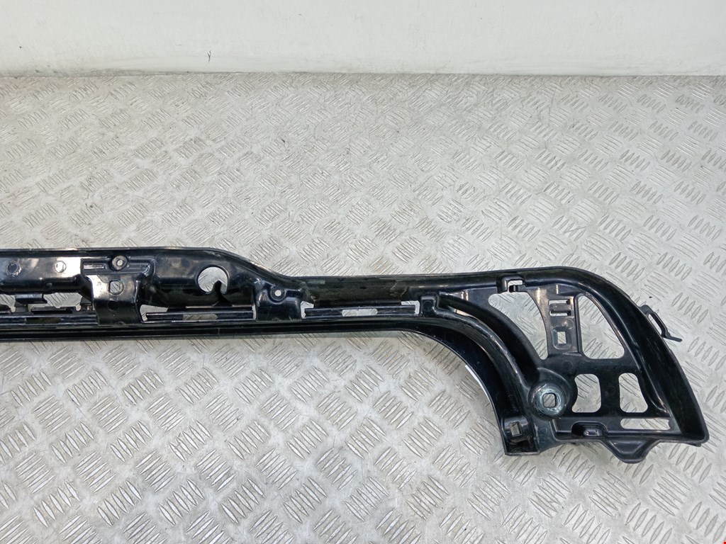 Кронштейн заднего бампера центральный BMW 5er 5 серия E60/E61 2003-2010
