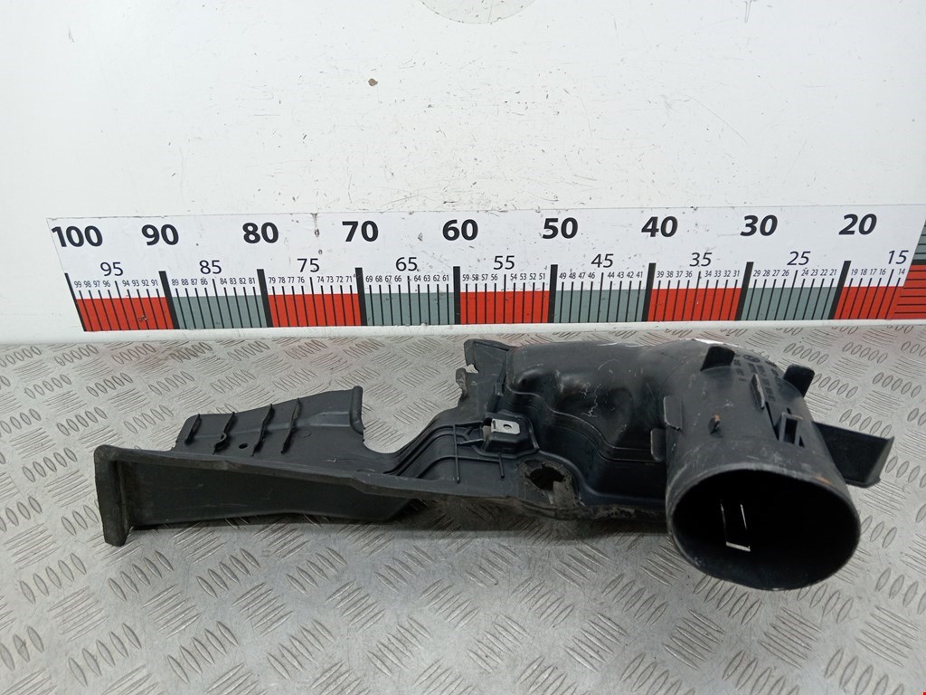 Воздухозаборник (наружный) BMW 5er 5 серия E60/E61 2003-2010
