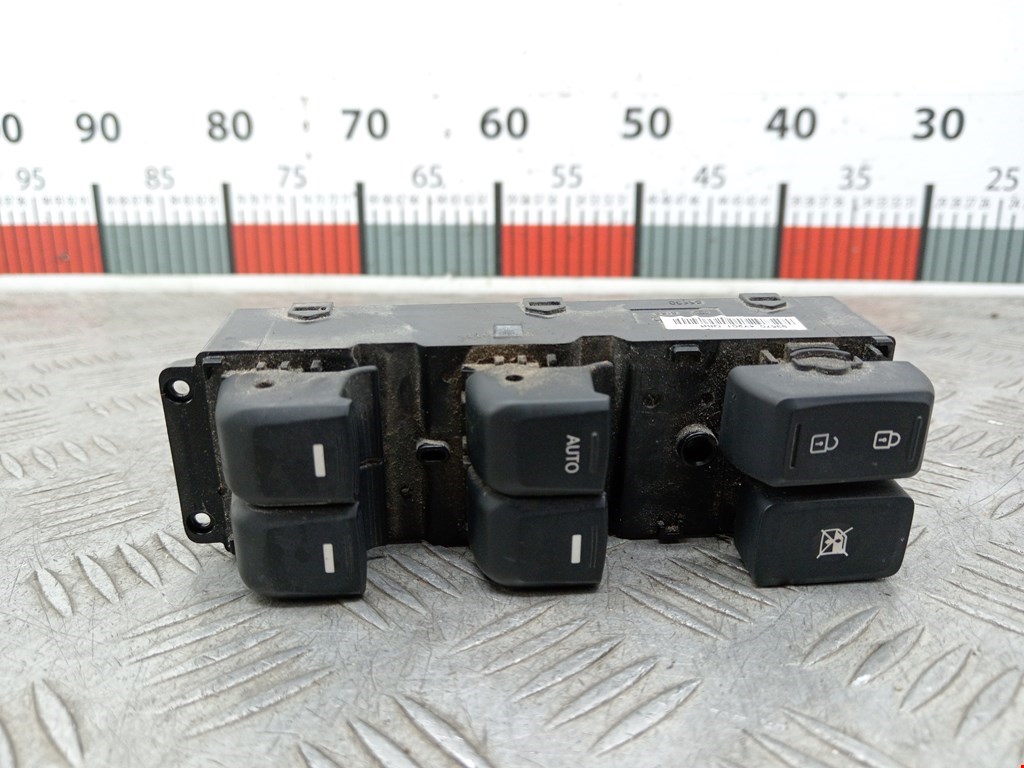 Блок управления стеклоподъемниками KIA Rio IV 2017-н.в.