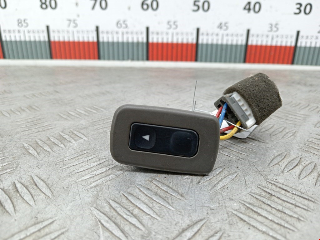 Кнопка стеклоподъемника KIA Sportage I 1993-2005