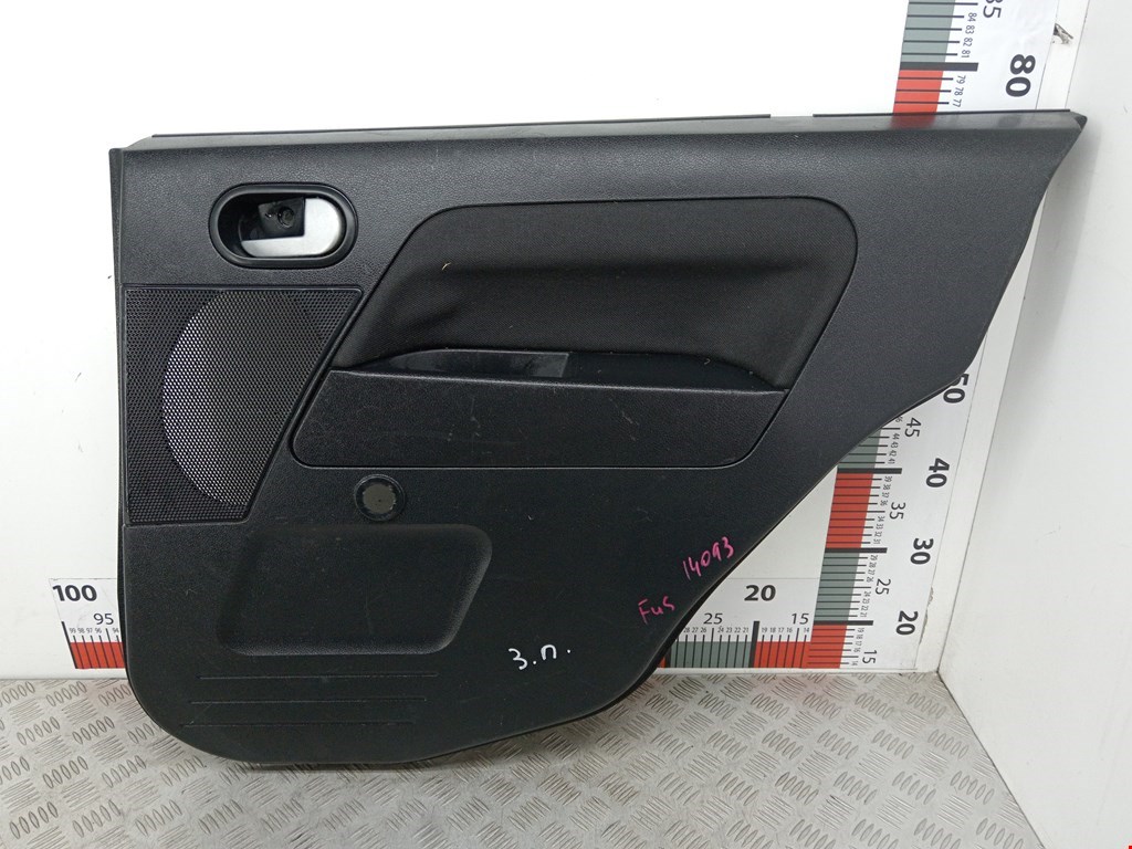 Обшивка двери задняя правая FORD Fusion 2002-2012