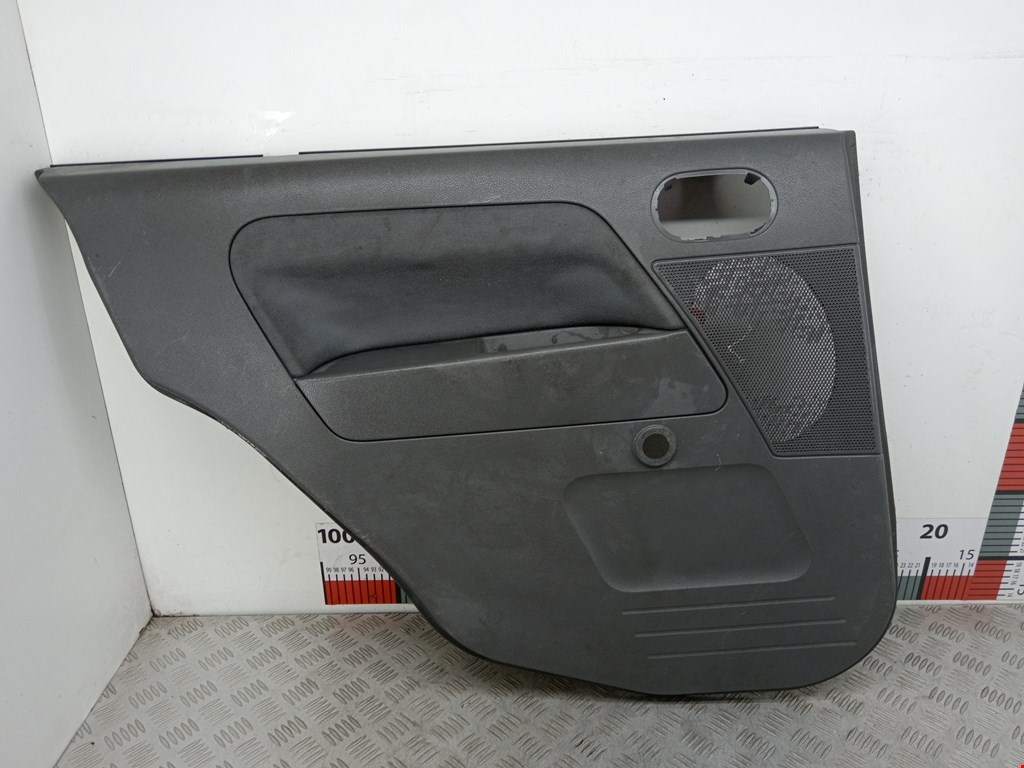 Обшивка двери задняя левая FORD Fusion 2002-2012