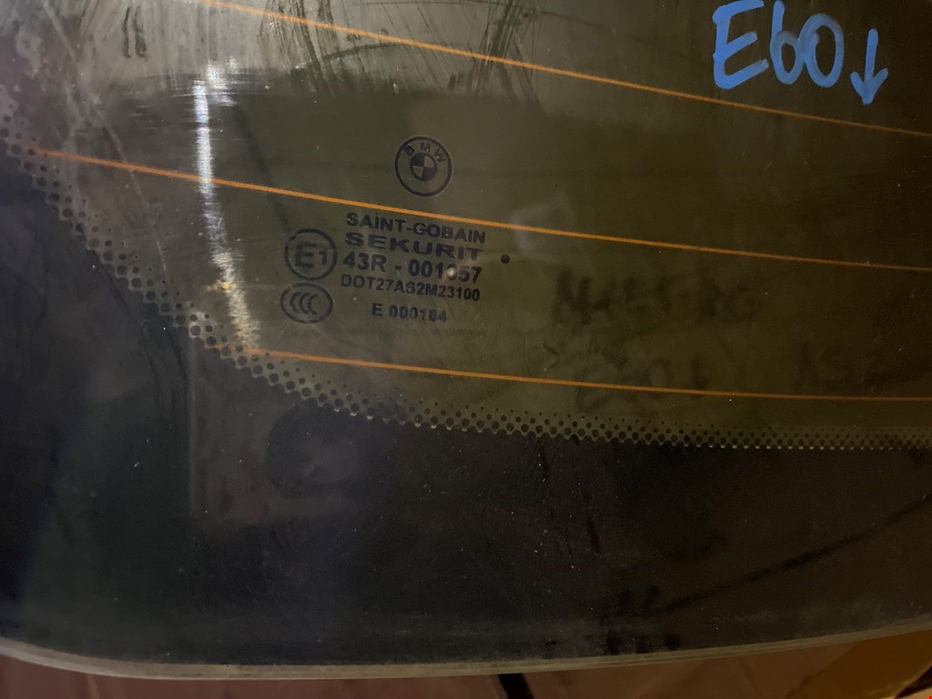 Стекло заднее BMW 5er 5 серия E60/E61 2003-2010