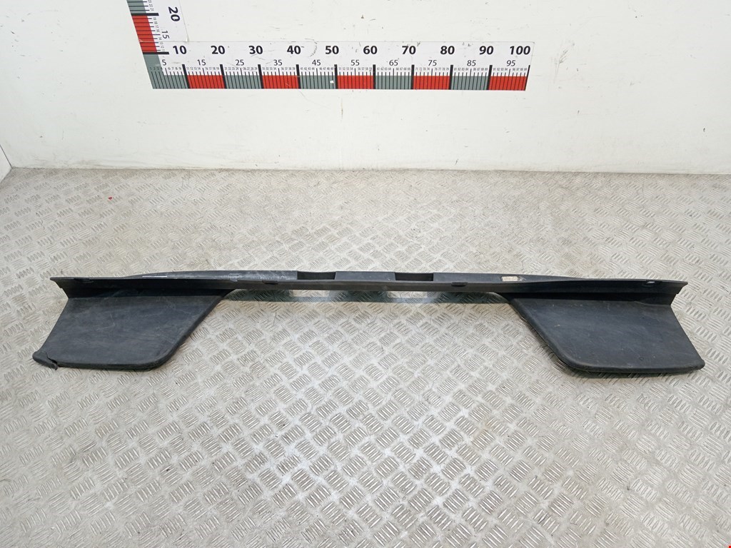 Юбка (губа) бампера  задняя (заднего) VOLKSWAGEN Amarok 2010-н.в.