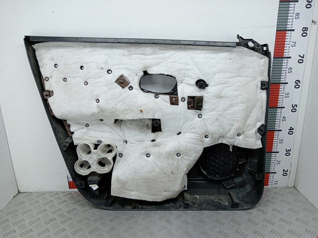 Обшивка двери передняя правая LADA (VAZ) XRAY 2015-2022