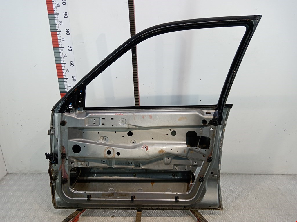Дверь передняя правая VOLKSWAGEN Passat B3 1988-1993