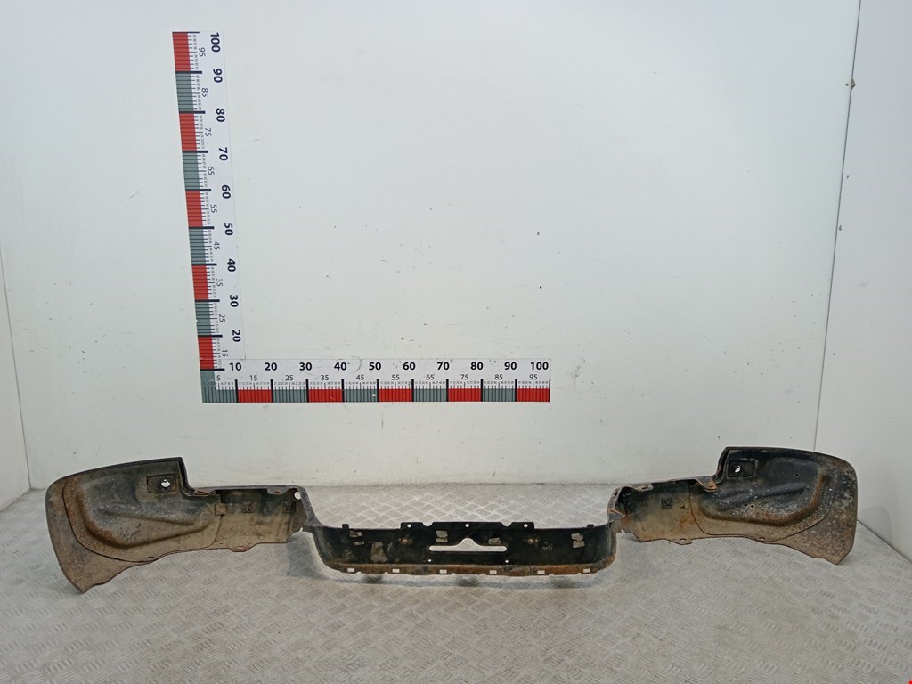 Бампер задний VOLKSWAGEN Amarok 2010-н.в.