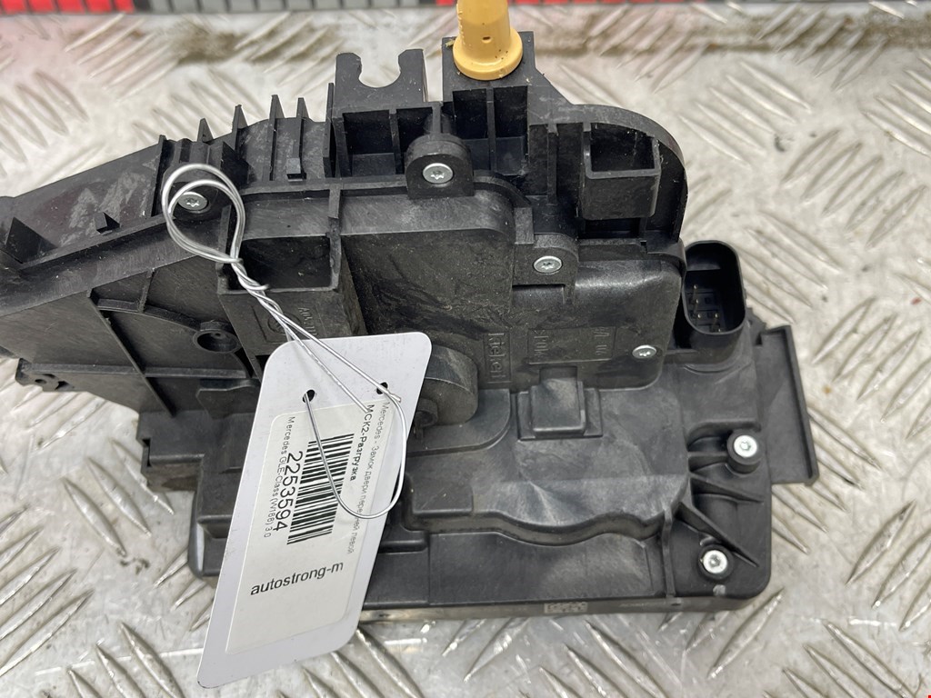 Замок двери передней левой MERCEDES-BENZ GLE-Class W166 2015-2018