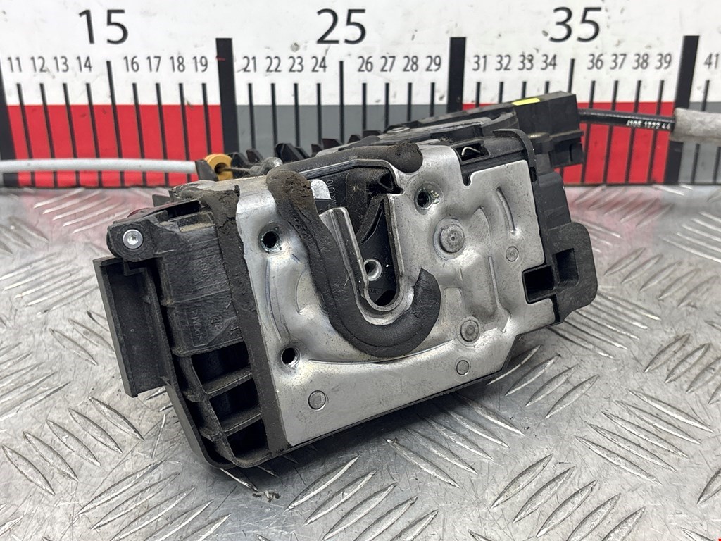 Замок двери передней левой MERCEDES-BENZ GLE-Class W166 2015-2018