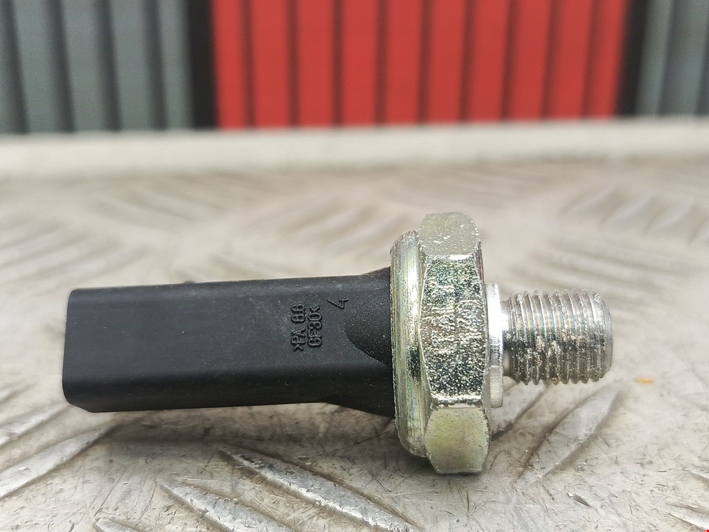 Датчик давления масла AUDI Q3 I 2011-2018