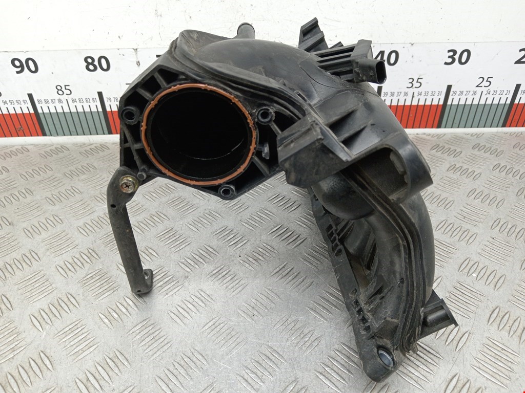 Коллектор впускной BMW 3er F30/F31/F80 2011-2019