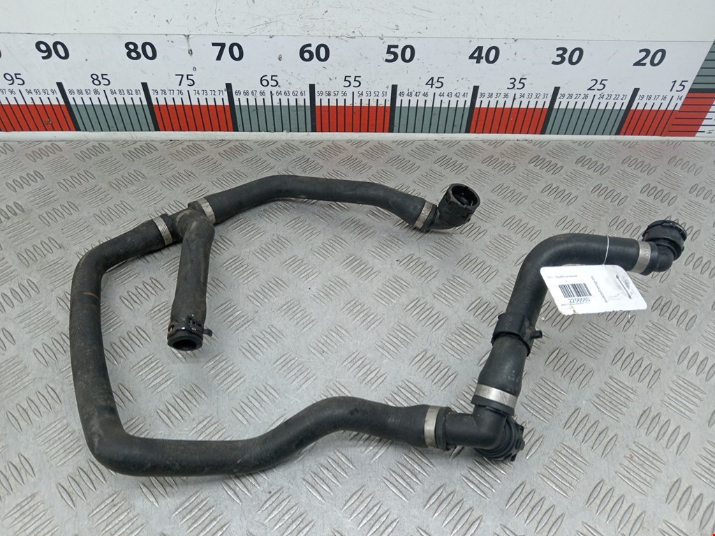 Патрубок BMW 3er F30/F31/F80 2011-2019