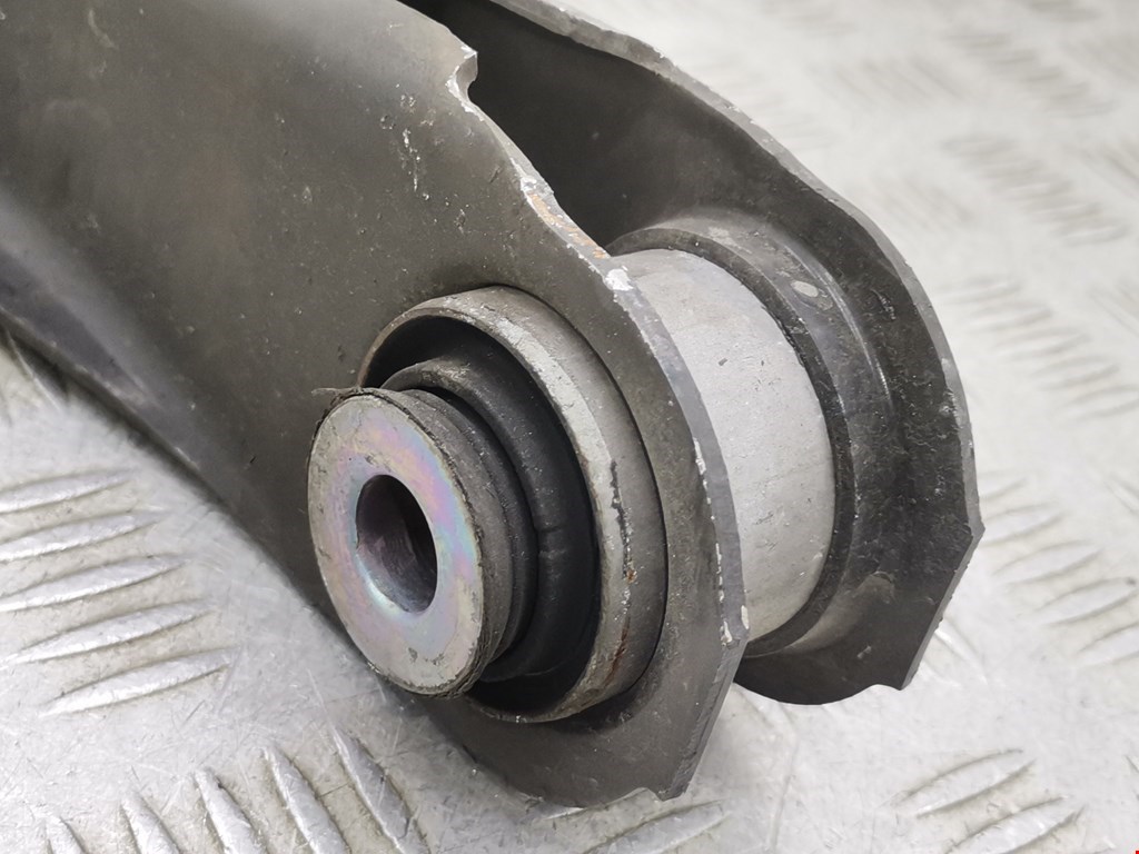Рычаг задний правый BMW 3er F30/F31/F80 2011-2019