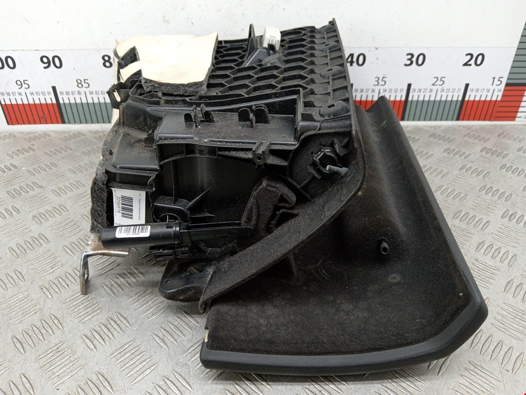 Бардачок BMW 3er F30/F31/F80 2011-2019