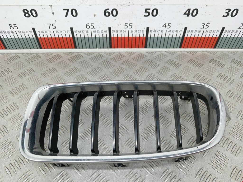 Решетка радиатора BMW 3er F30/F31/F80 2011-2019