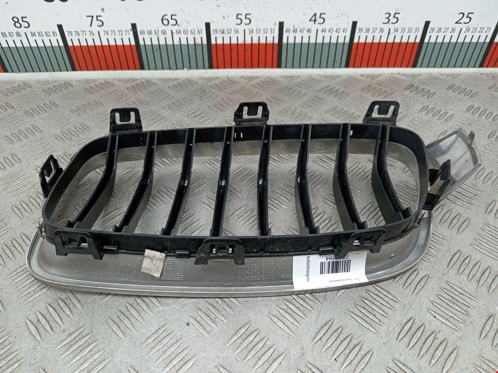 Решетка радиатора BMW 3er F30/F31/F80 2011-2019