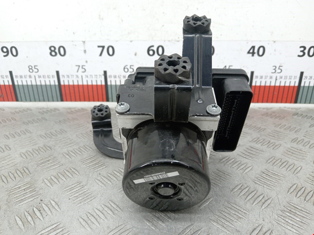Блок ABS (насос) BMW 3er F30/F31/F80 2011-2019