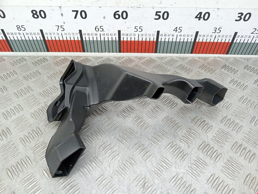 Воздуховод BMW 3er F30/F31/F80 2011-2019