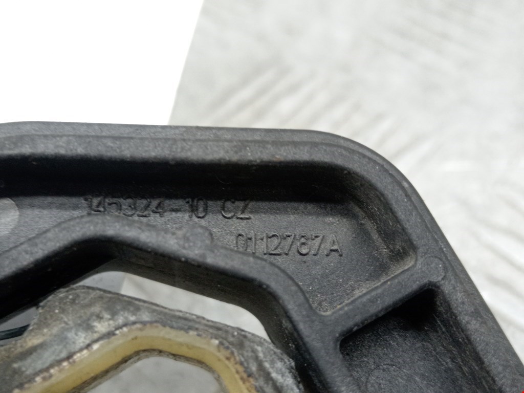 Кронштейн (крепление) радиатора BMW 3er F30/F31/F80 2011-2019