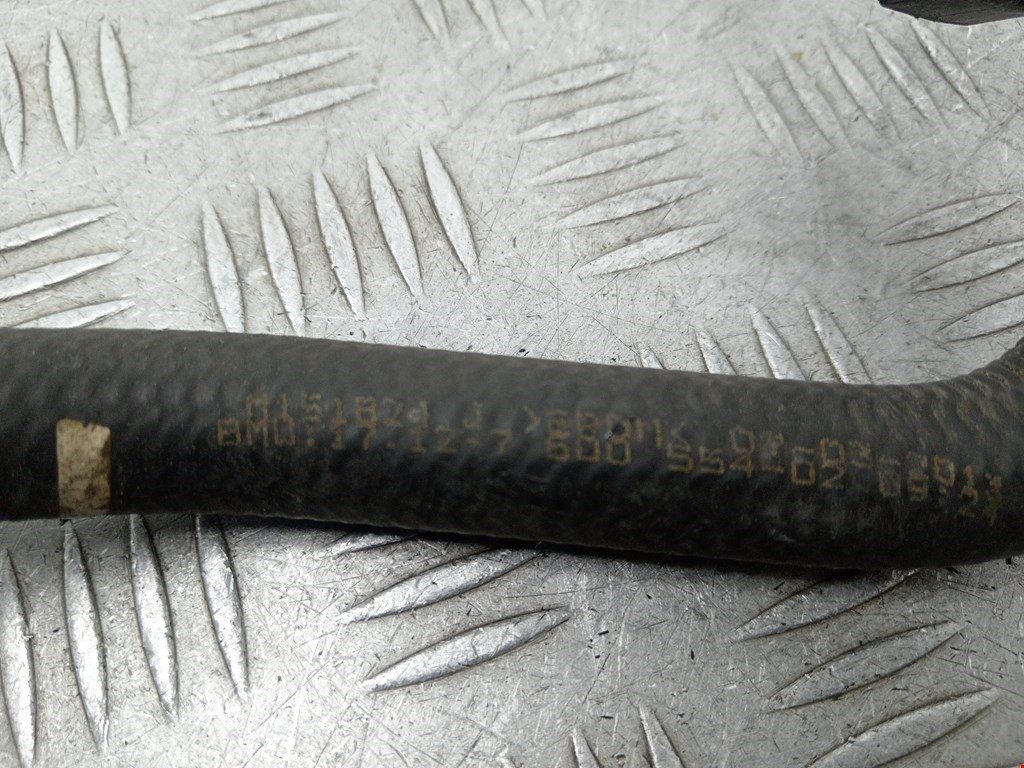 Патрубок BMW 3er F30/F31/F80 2011-2019