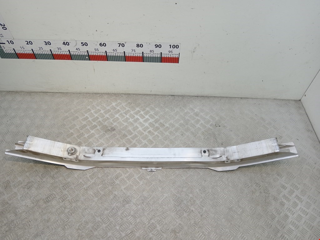 Усилитель переднего бампера (передний) BMW 3er F30/F31/F80 2011-2019