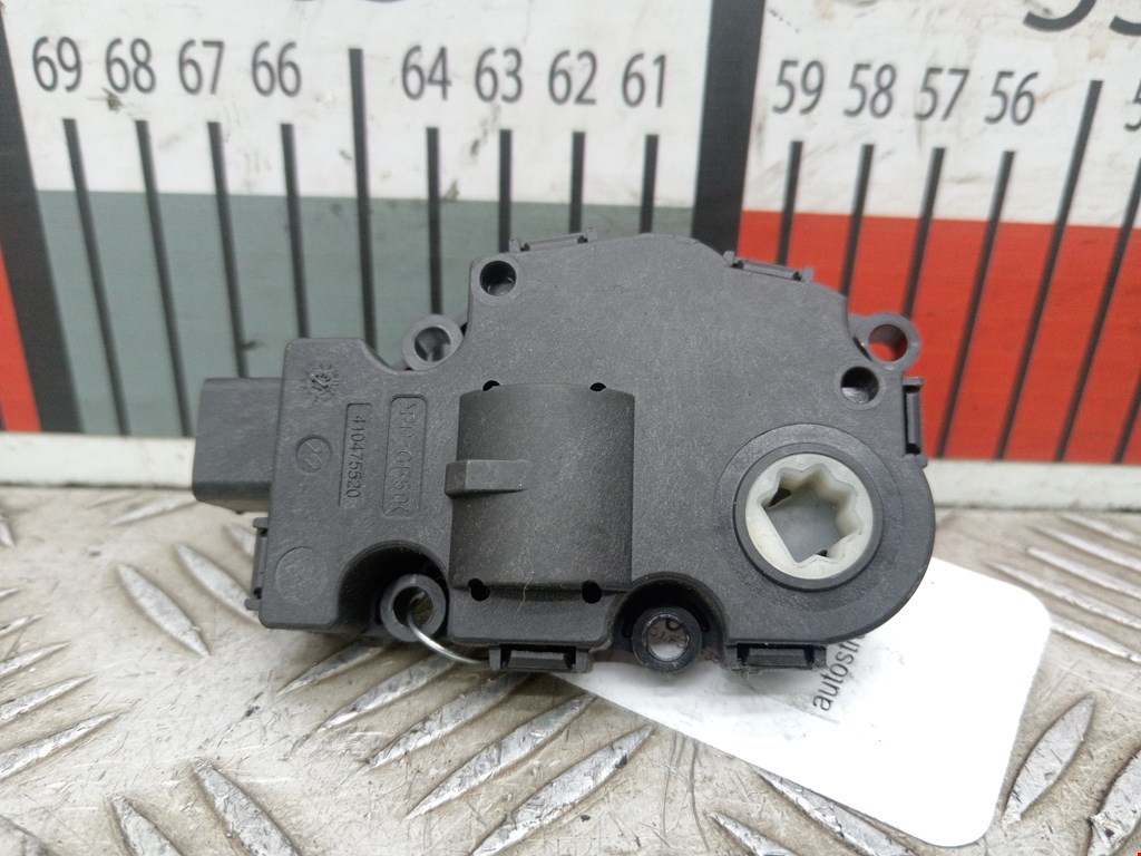 Моторчик заслонки печки BMW 3er F30/F31/F80 2011-2019