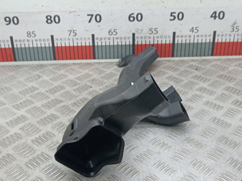 Воздуховод BMW 3er F30/F31/F80 2011-2019
