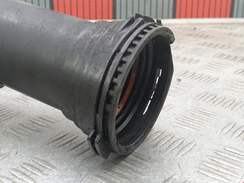 Патрубок интеркулера BMW 3er F30/F31/F80 2011-2019