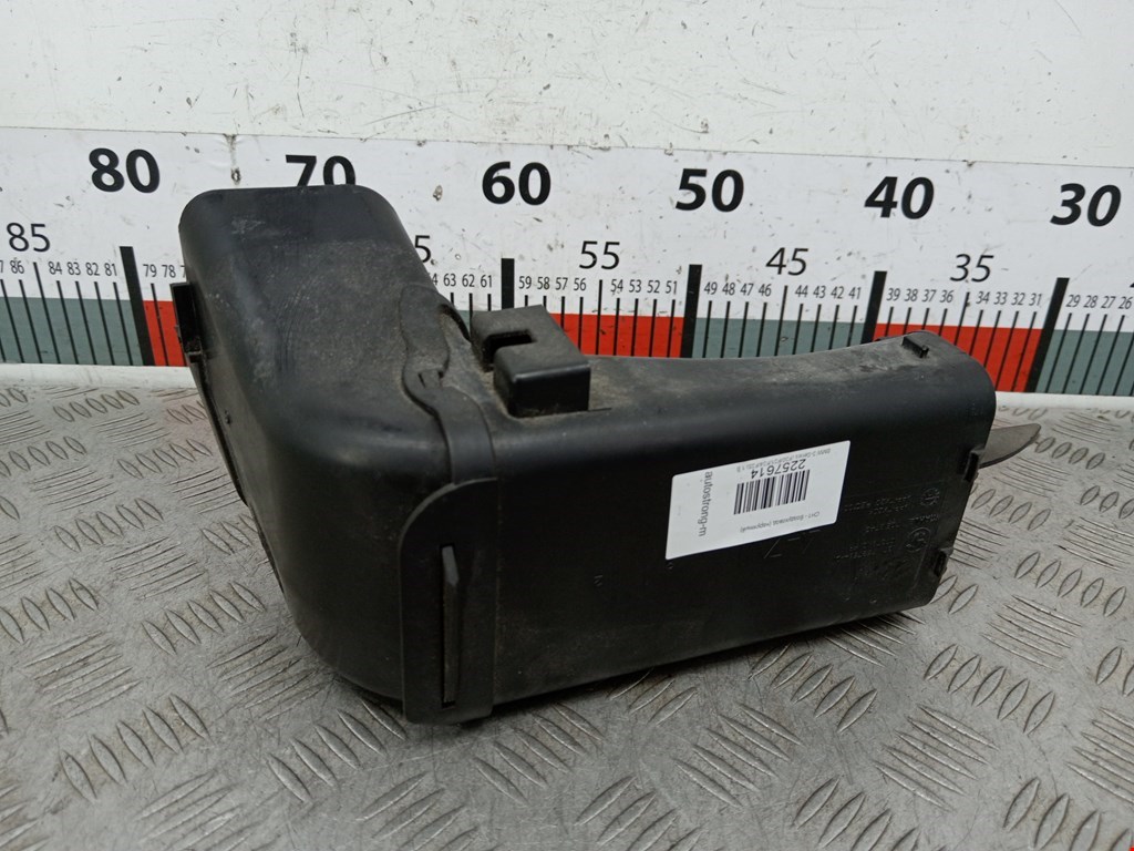 Воздуховод BMW 3er F30/F31/F80 2011-2019
