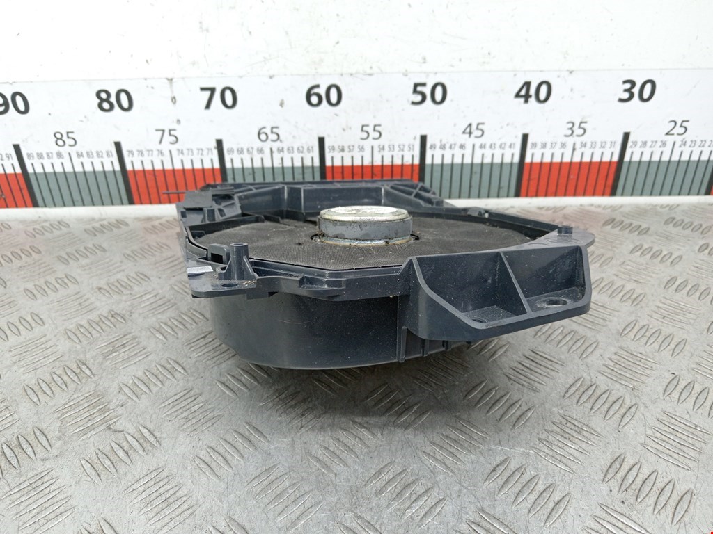 Сабвуфер BMW 3er F30/F31/F80 2011-2019