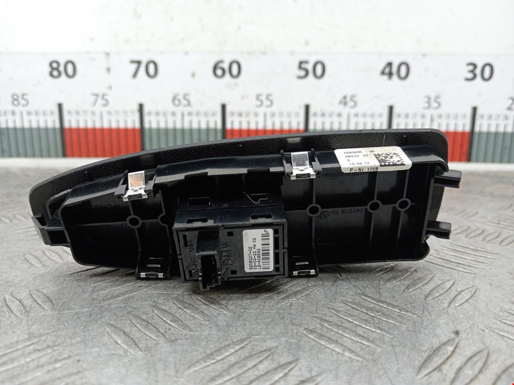 Кнопка стеклоподъемника BMW 3er F30/F31/F80 2011-2019