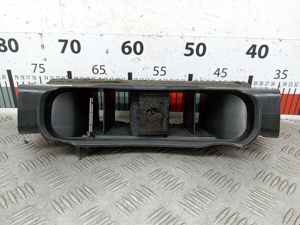Воздуховод BMW 3er F30/F31/F80 2011-2019