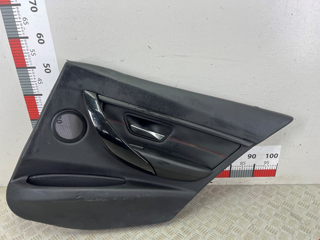 Обшивка двери задняя правая BMW 3er F30/F31/F80 2011-2019