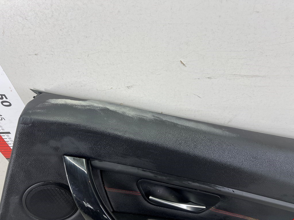 Обшивка двери задняя правая BMW 3er F30/F31/F80 2011-2019