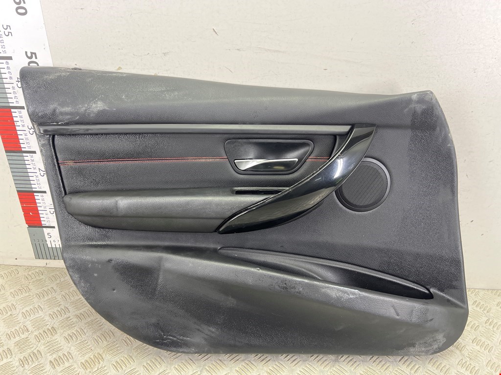 Обшивка двери передняя левая BMW 3er F30/F31/F80 2011-2019
