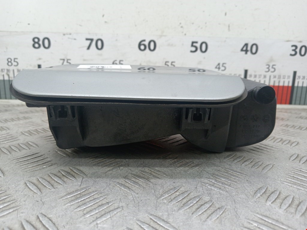 Лючок бензобака BMW 5er 5 серия E60/E61 2003-2010