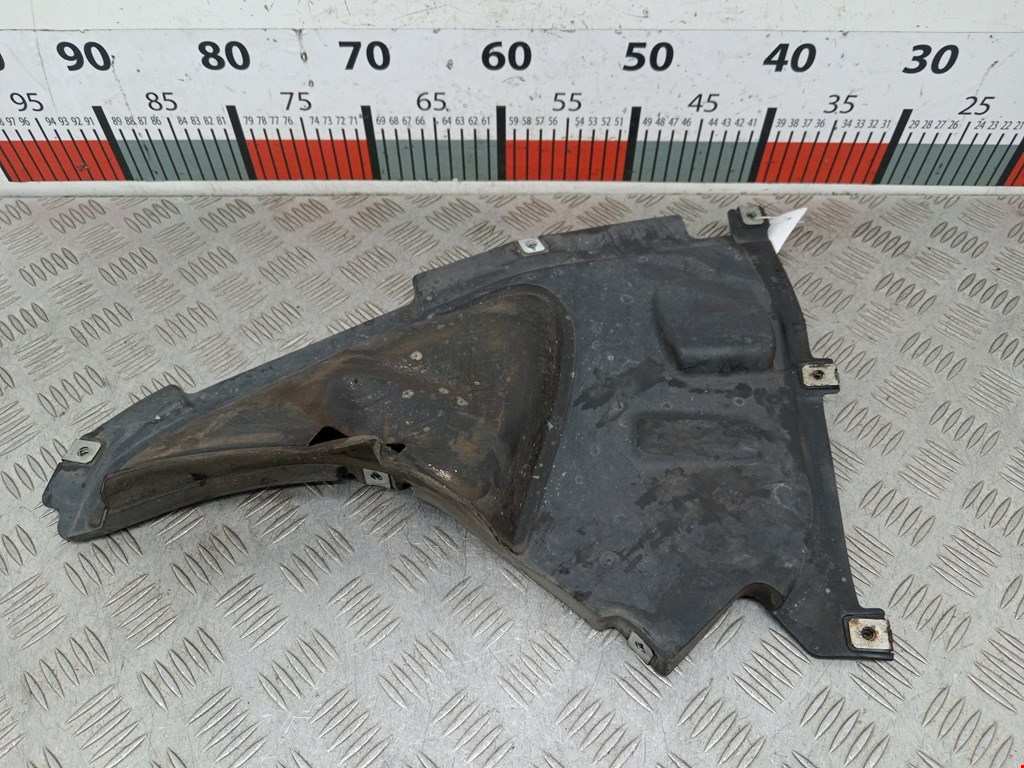 Локер (подкрылок) передний правый BMW 3er F30/F31/F80 2011-2019