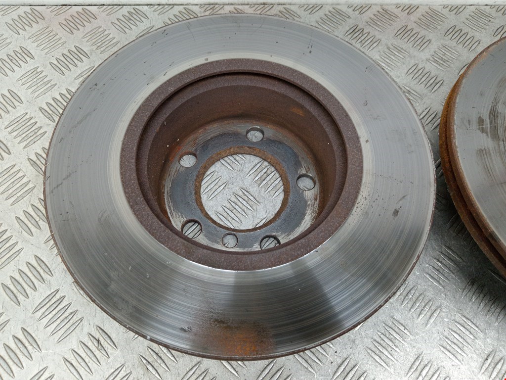 Диск тормозной передний BMW 3er F30/F31/F80 2011-2019